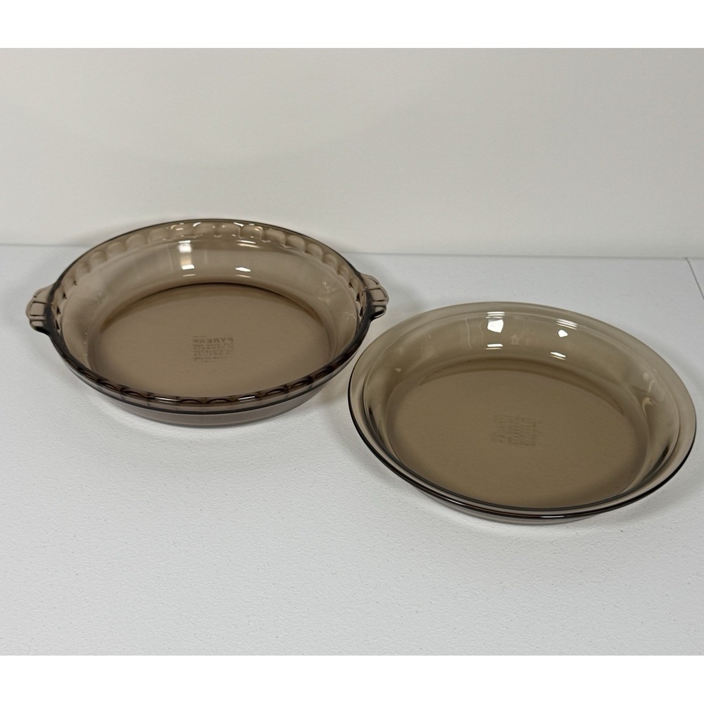Vintage Pyrex 229 & 209 Smoke Brown Amber Pie Plates Set of 2 USA Glass Bakeware